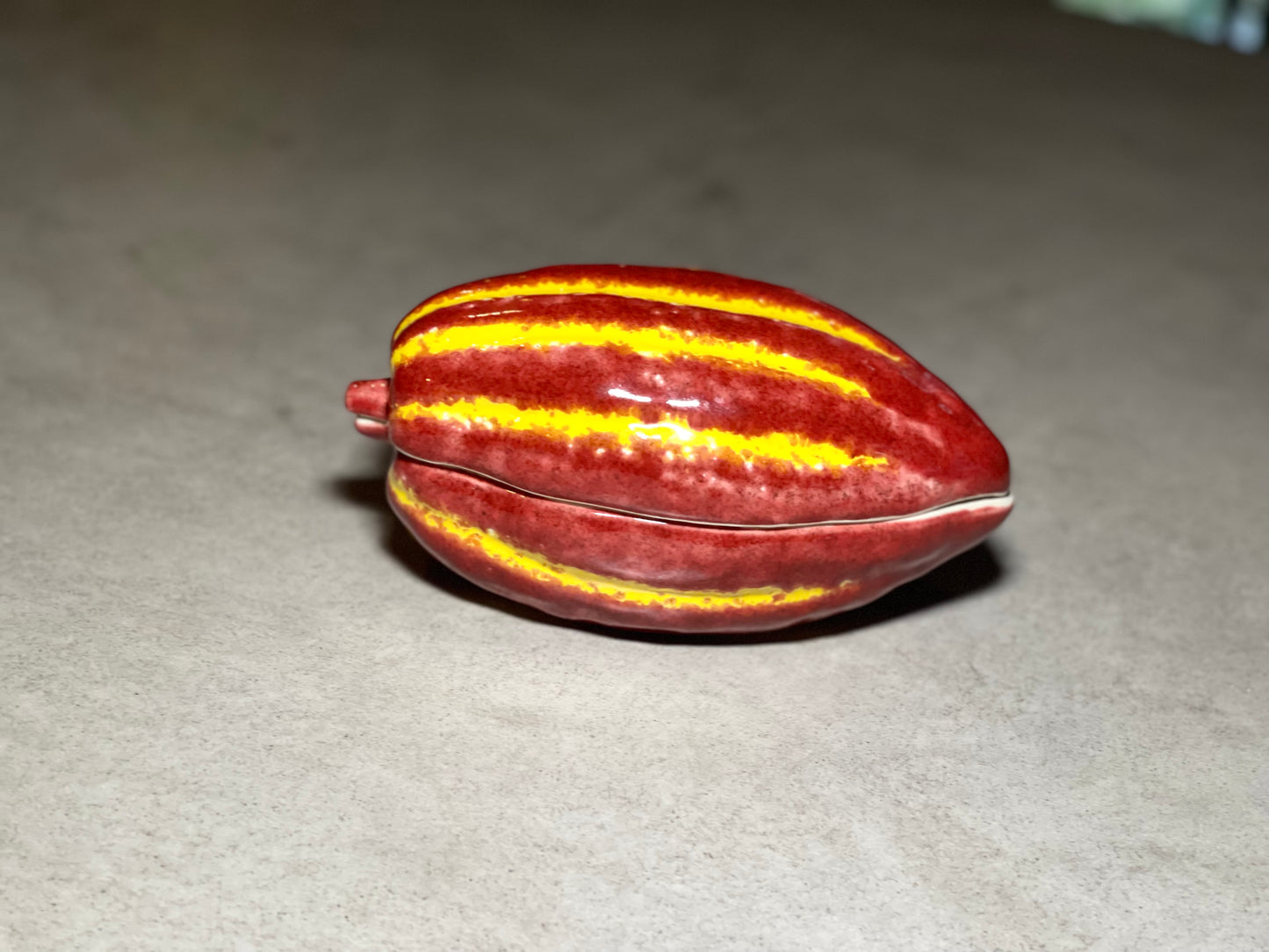 Cacao Pod Red Plate